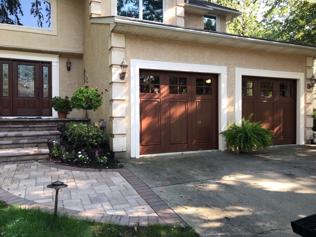Rhapsody doors with raised recessed panels